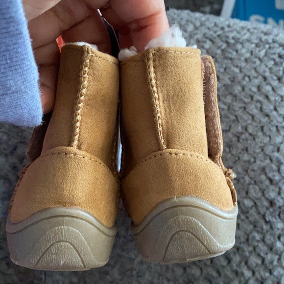 Baby girl boots - Picture 3 of 5